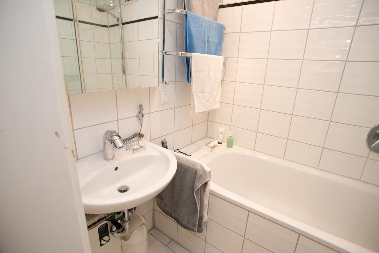 Apartement Mit Dachterrasse - Bei Curth Klingen - Teilen Sie Uns Ihre Ankunfszeit Mit Dusseldorf Exterior photo